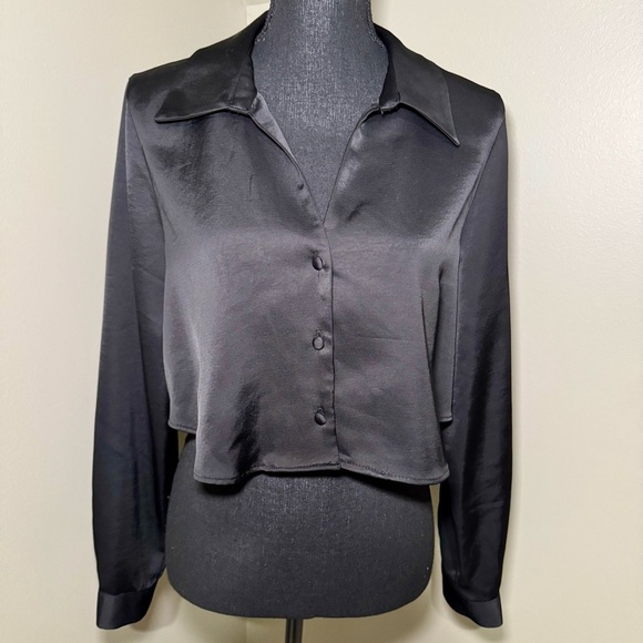 Zara Tops - Zara Cropped Satin Long Sleeve Button Down Size Large NWT